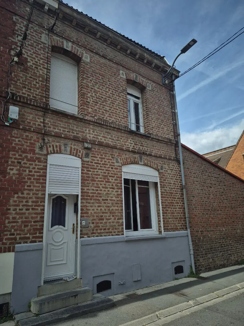 Photo 1 Maison 6 pièces 143m²