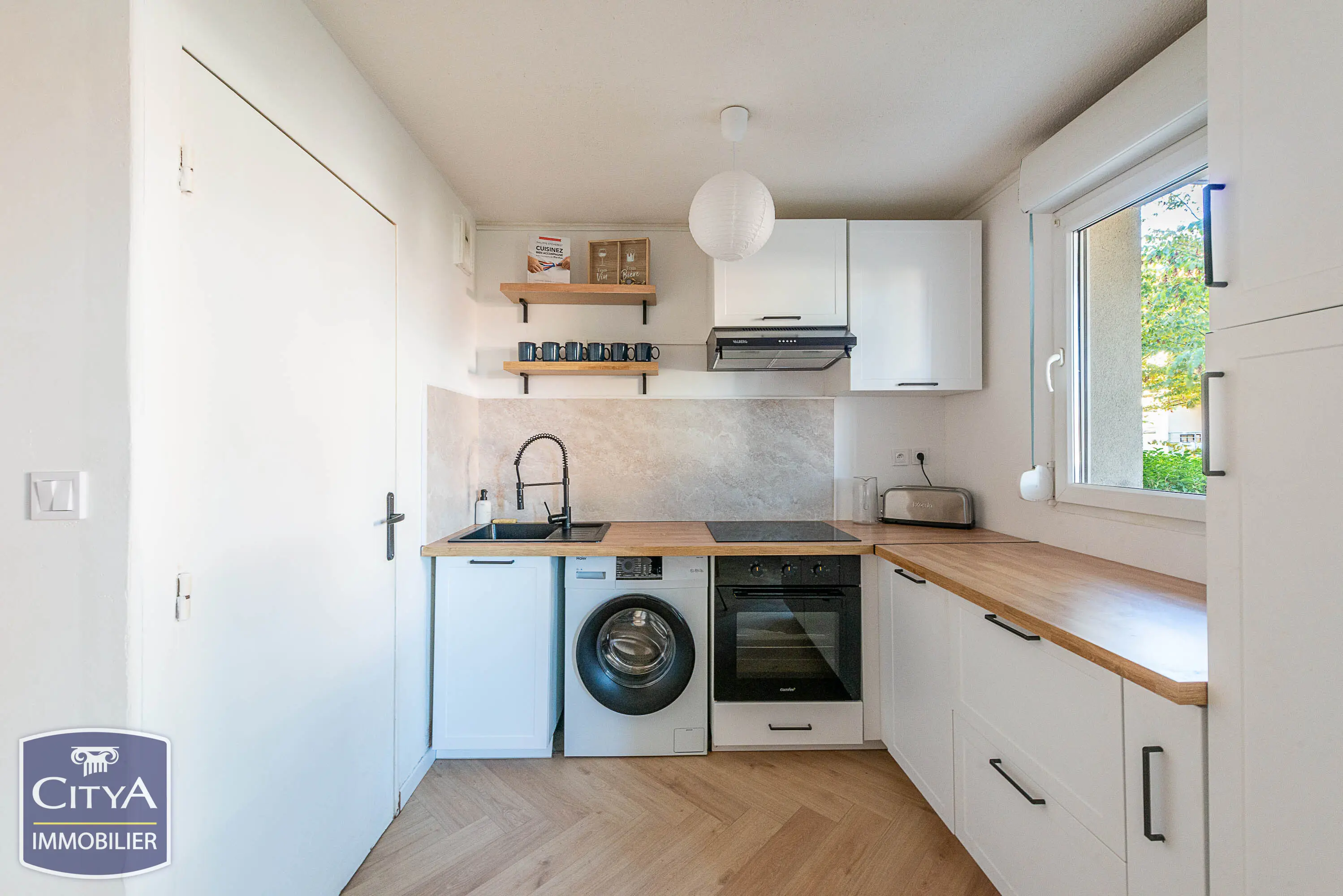 Photo 2 Appartement 2 pièces 47.6m²