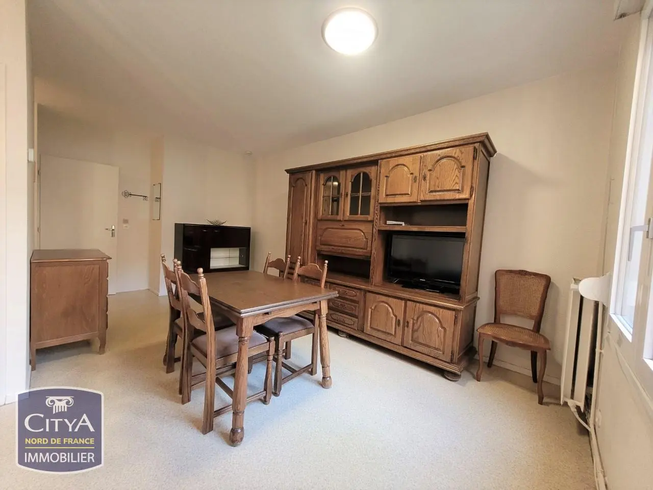 Photo 2 Appartement 1 pièce 32.8m²