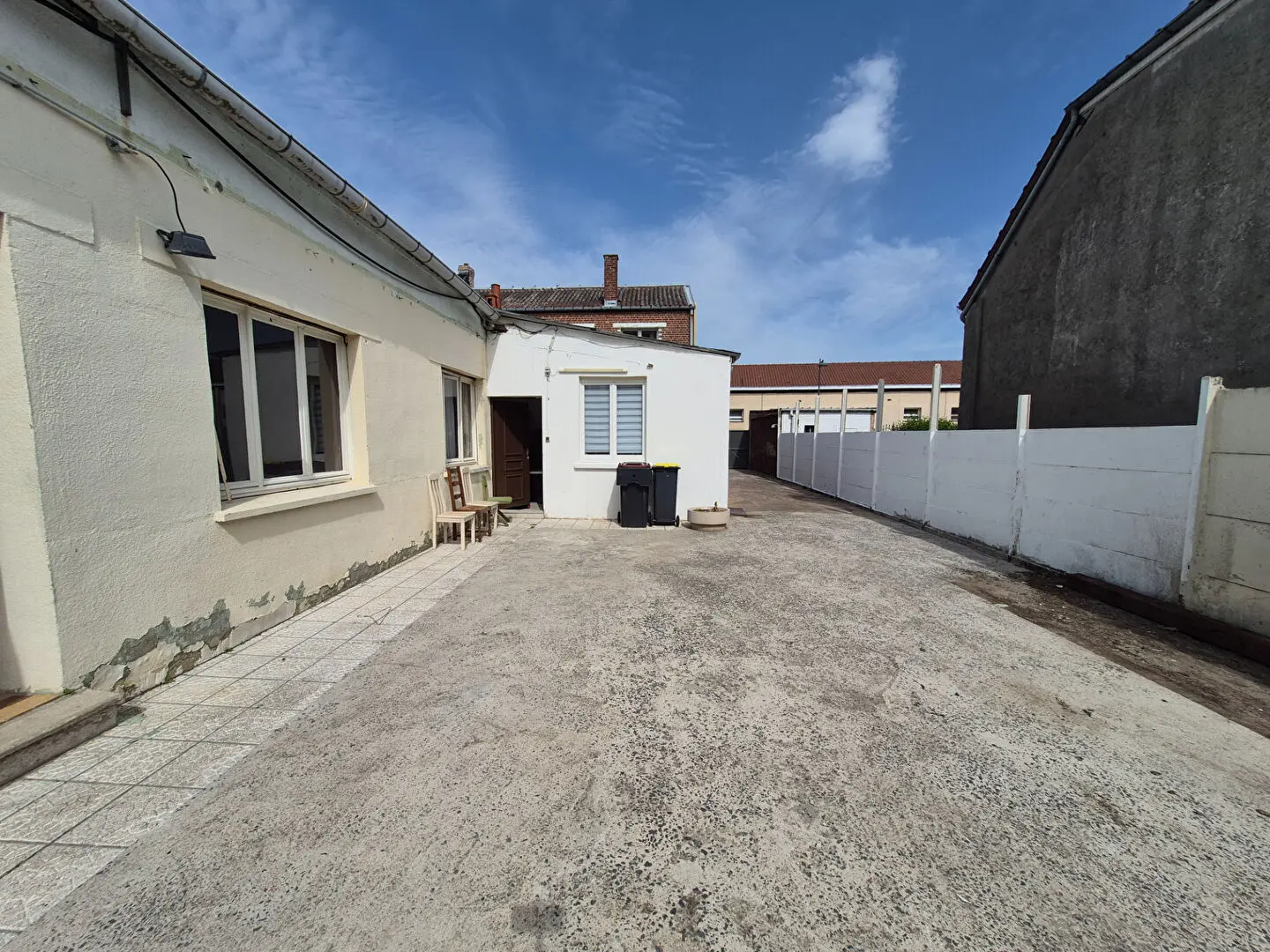 Photo 2 Maison 8 pièces 240m²