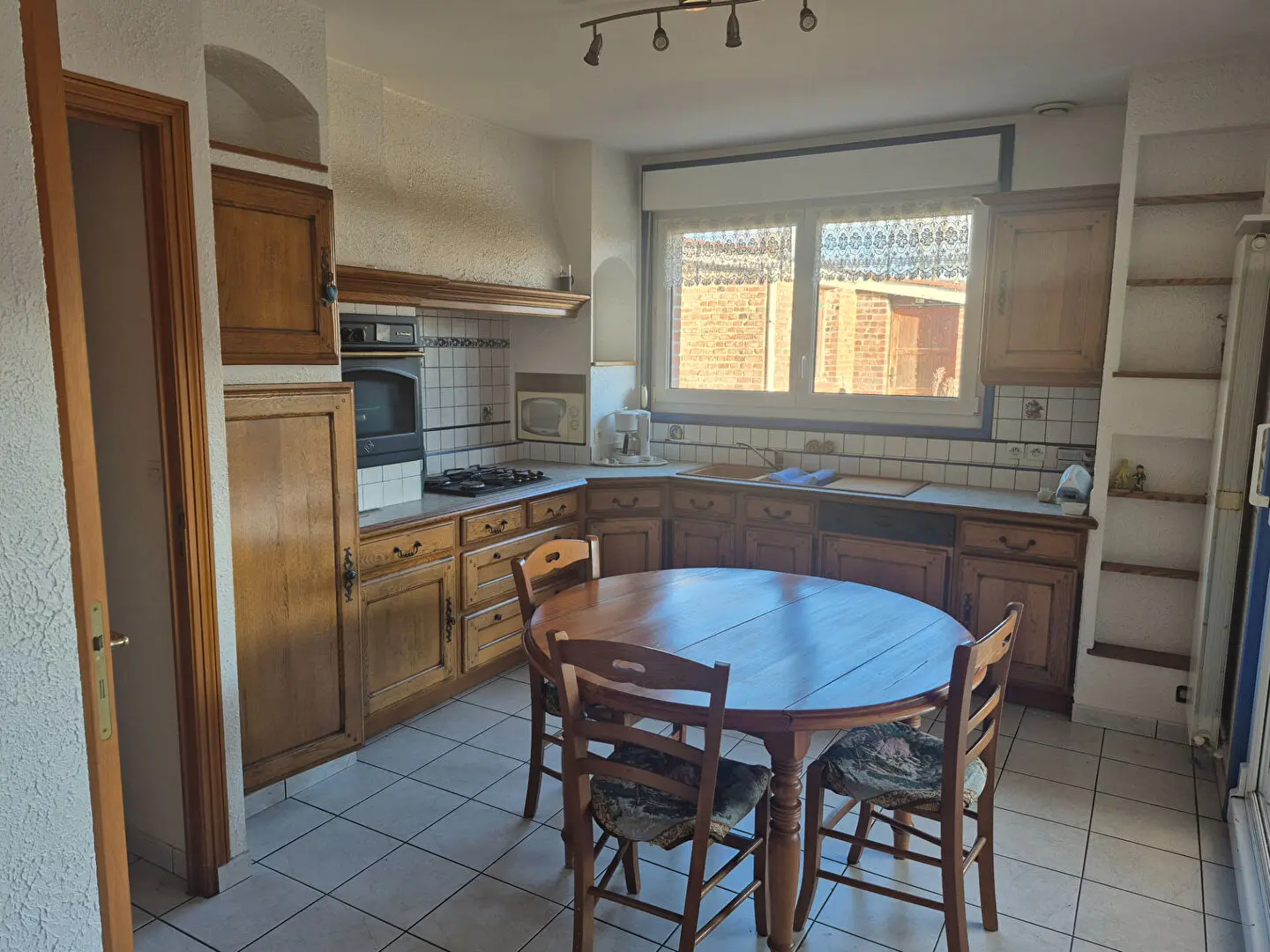 Photo 3 Maison 4 pièces 152m²